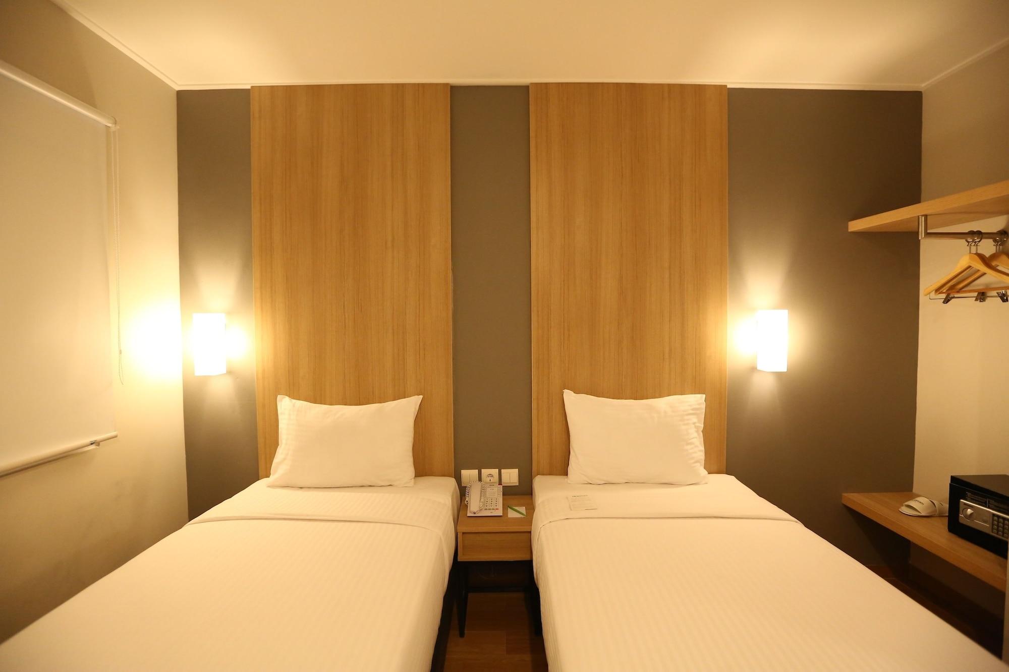 Hotel Citradream Tugu Джокякарта Екстериор снимка
