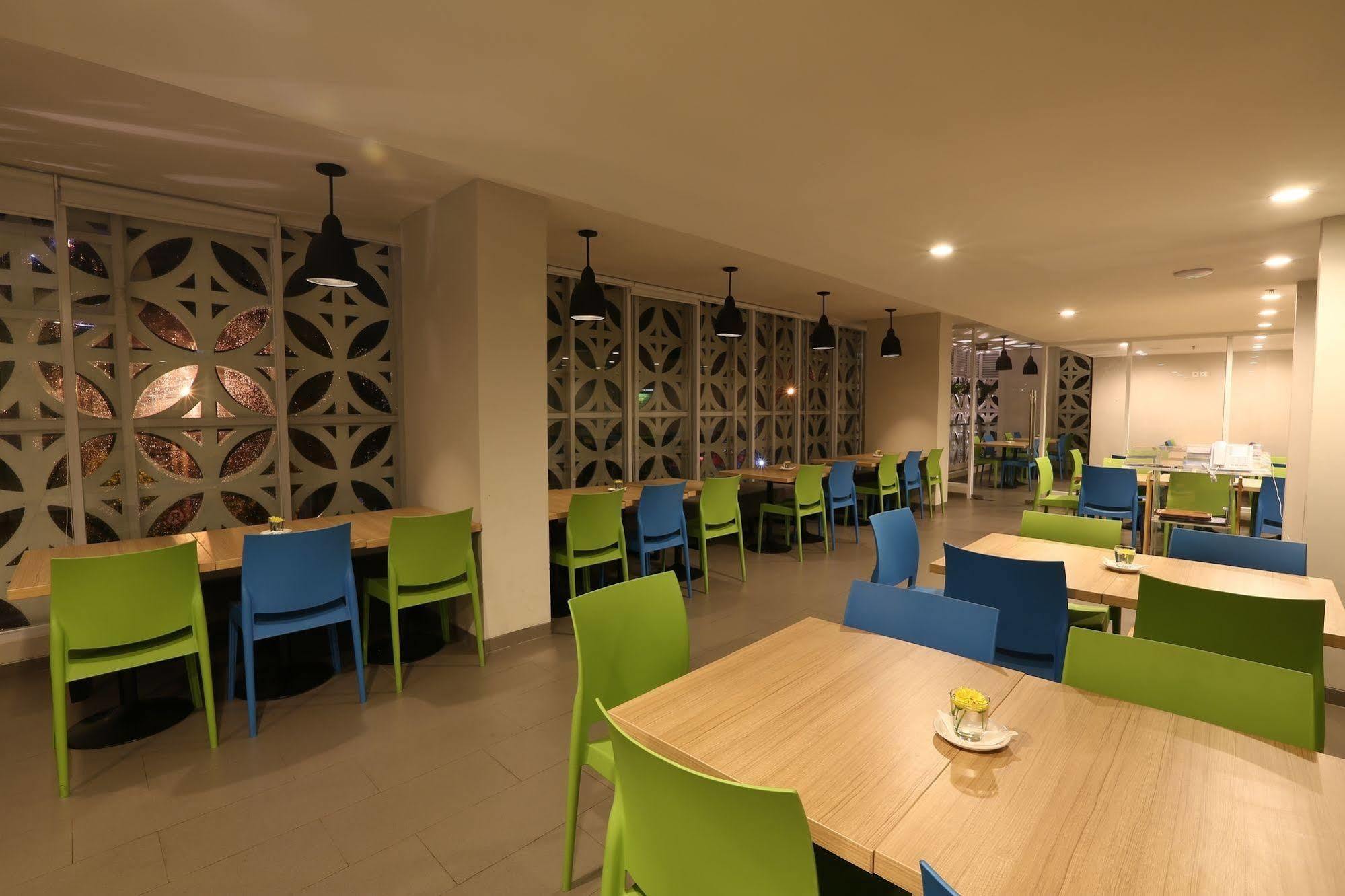 Hotel Citradream Tugu Джокякарта Екстериор снимка