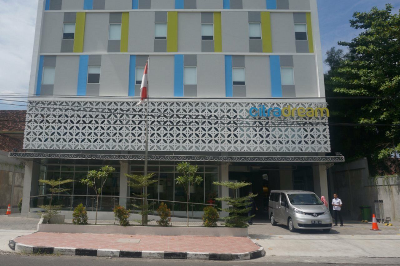 Hotel Citradream Tugu Джокякарта Екстериор снимка